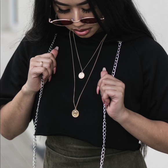 Raw cut, Cropped Hoodie - Picture 7 of 8